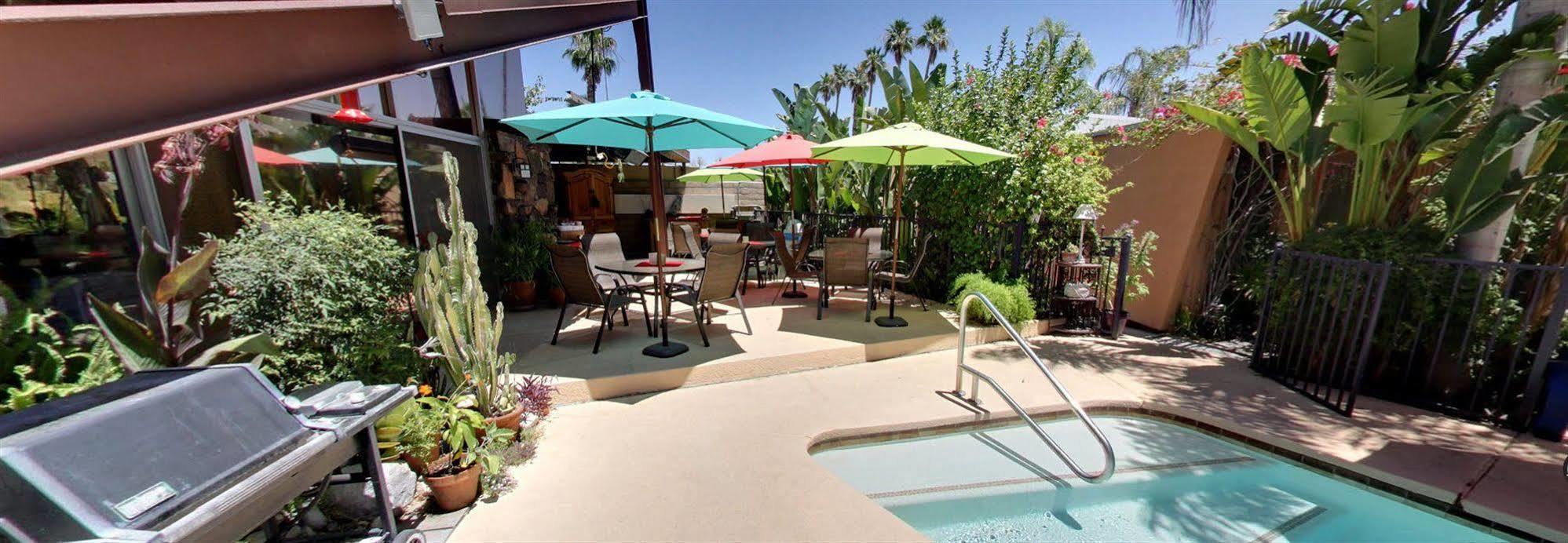 Triangle Inn Clothing Optional Resort For Men Palm Springs Exteriör bild